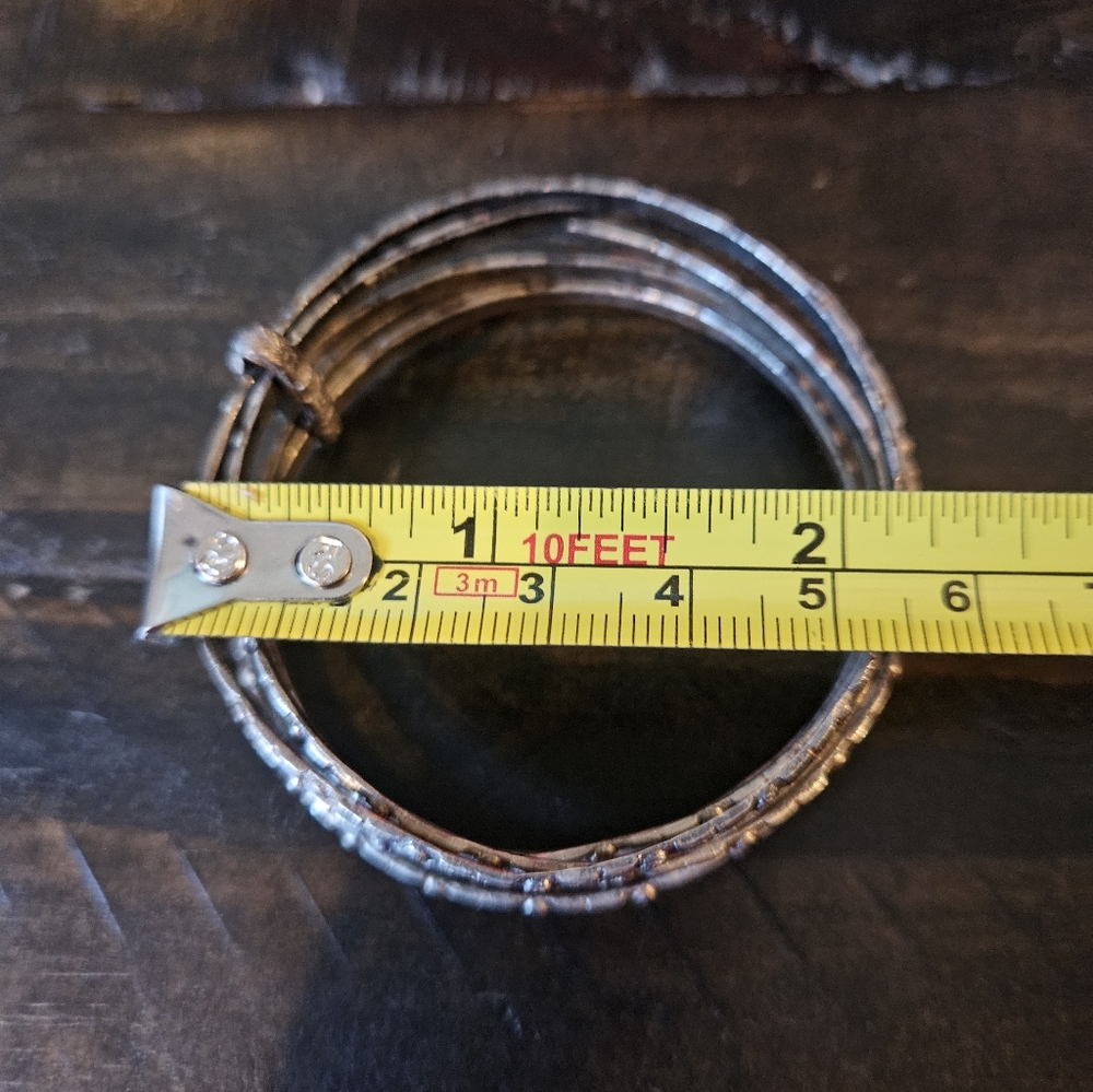 🍿Clearance🍿Vintage 7 Hammered Sterling Silver Child's Bracelets - Picture 4 of 6